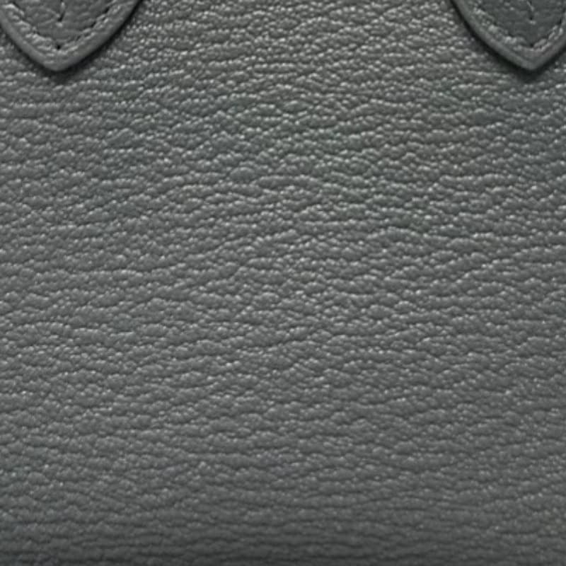 Carbone leather swatch