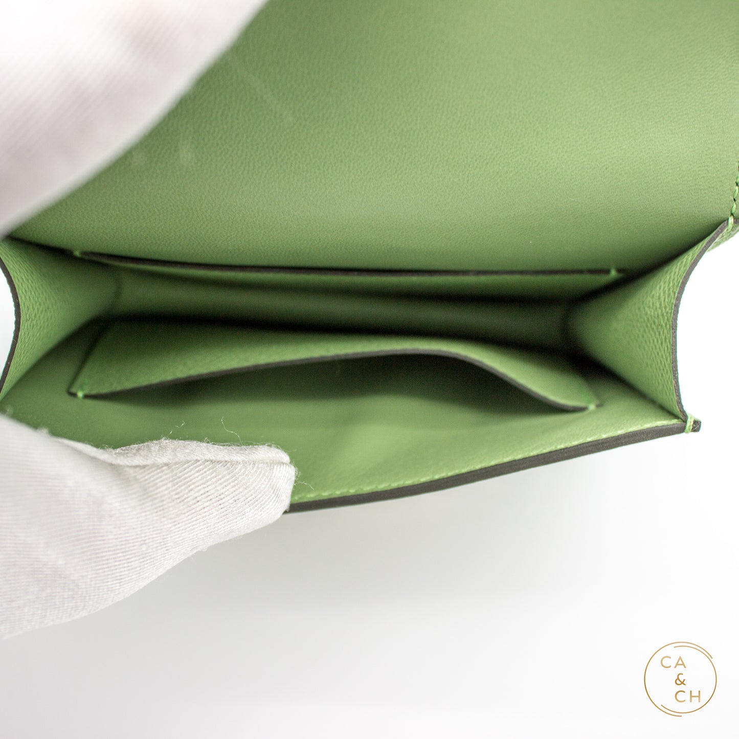 Hermès Constance Slim Wallet in Vert Criquet Epsom Leather with Gold Hardware