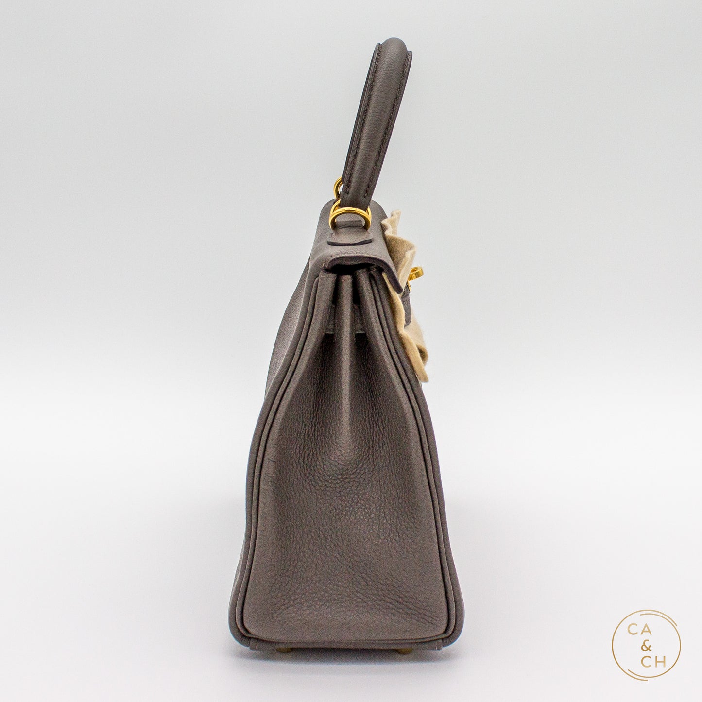 Hermès Kelly 25 Retourne in Gris Etain Togo Leather with Gold Hardware, Z-Stamp (2021)