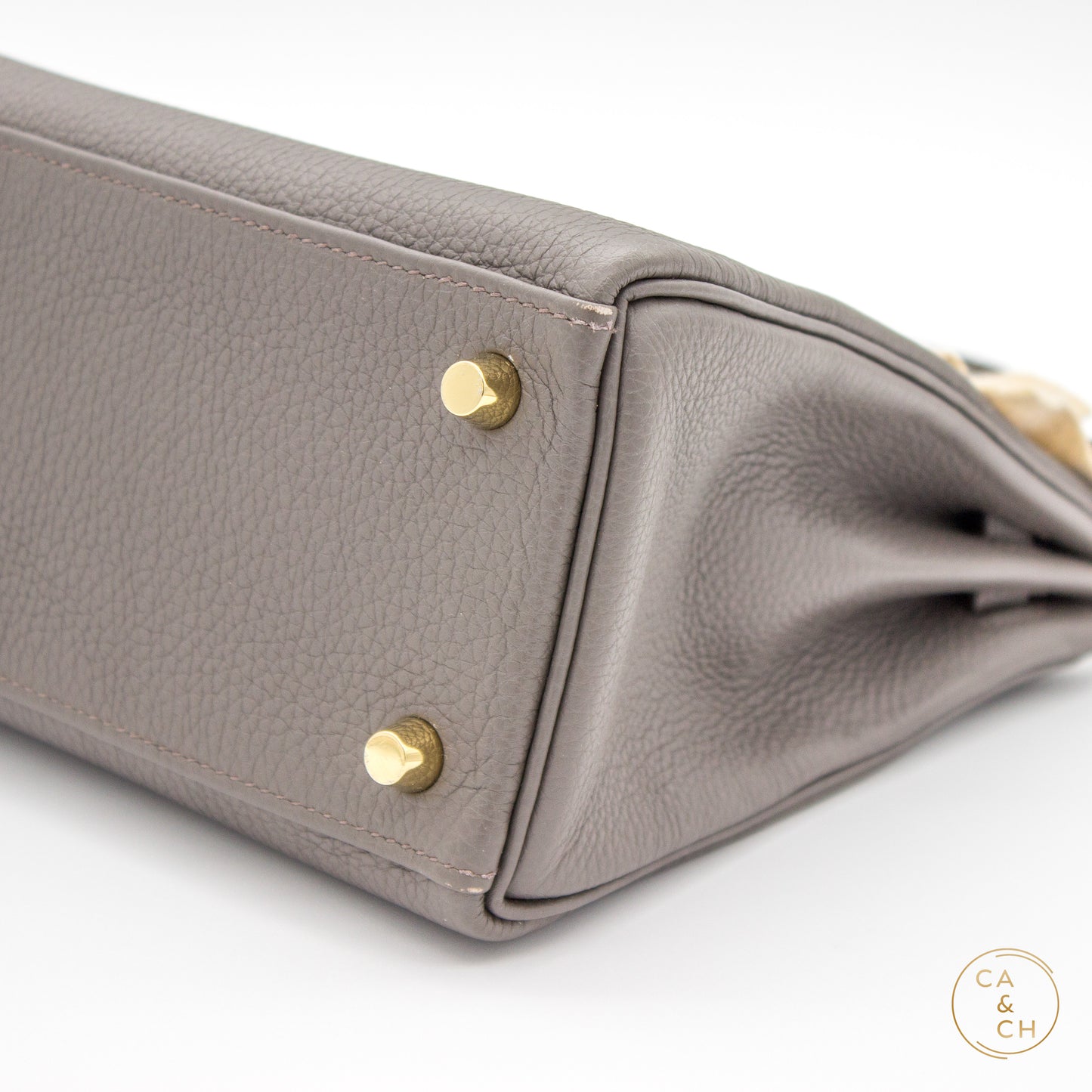 Hermès Kelly 25 Retourne in Gris Etain Togo Leather with Gold Hardware, Z-Stamp (2021)