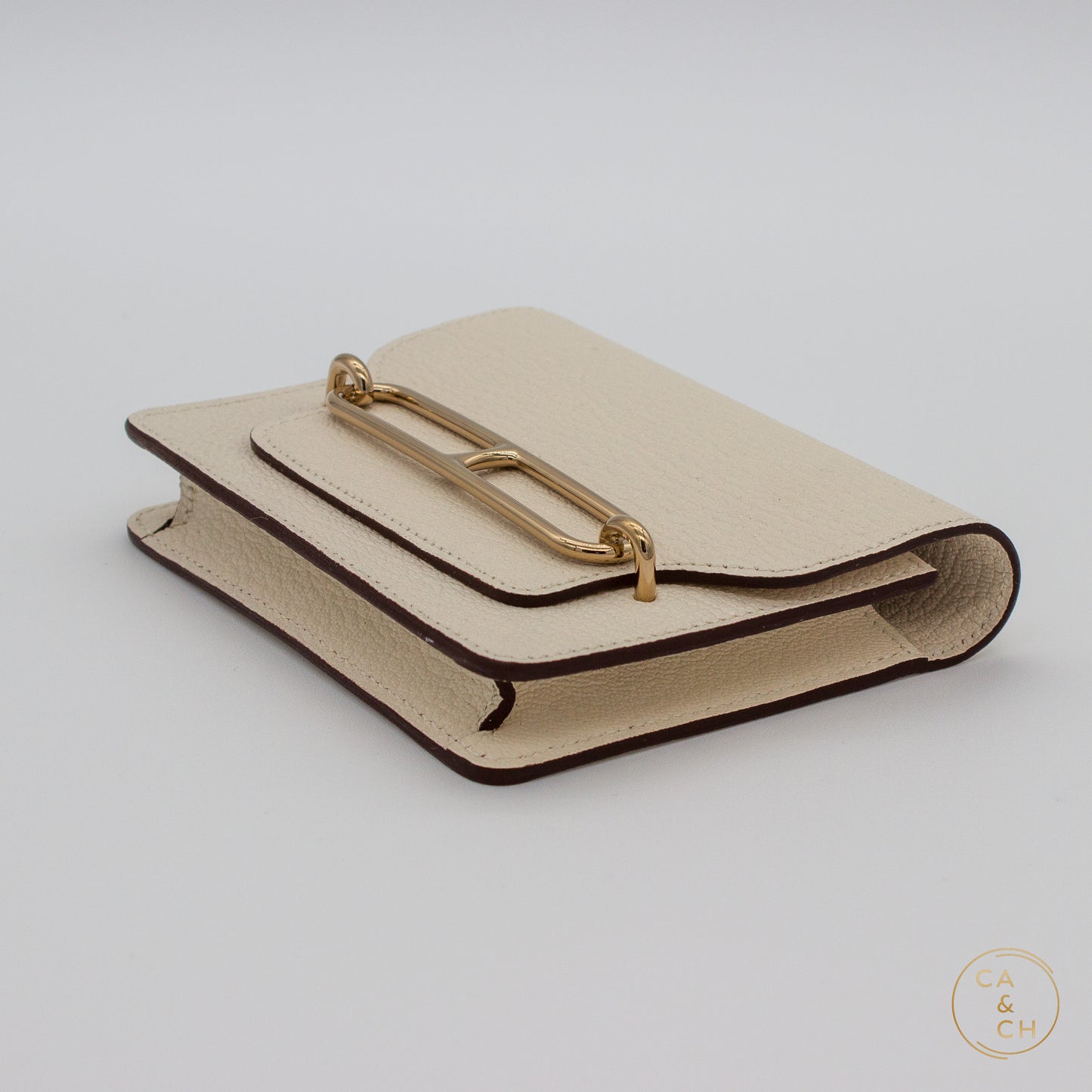 Hermès Wallet Roulis Slim Compact in Chevre Mysore Leather in Nata with Gold Hardware 2023