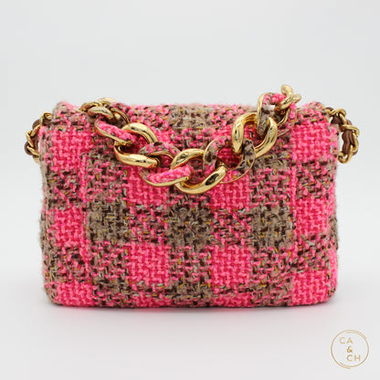 Chanel Flapbag 19 Tweed Small in Pink Brown