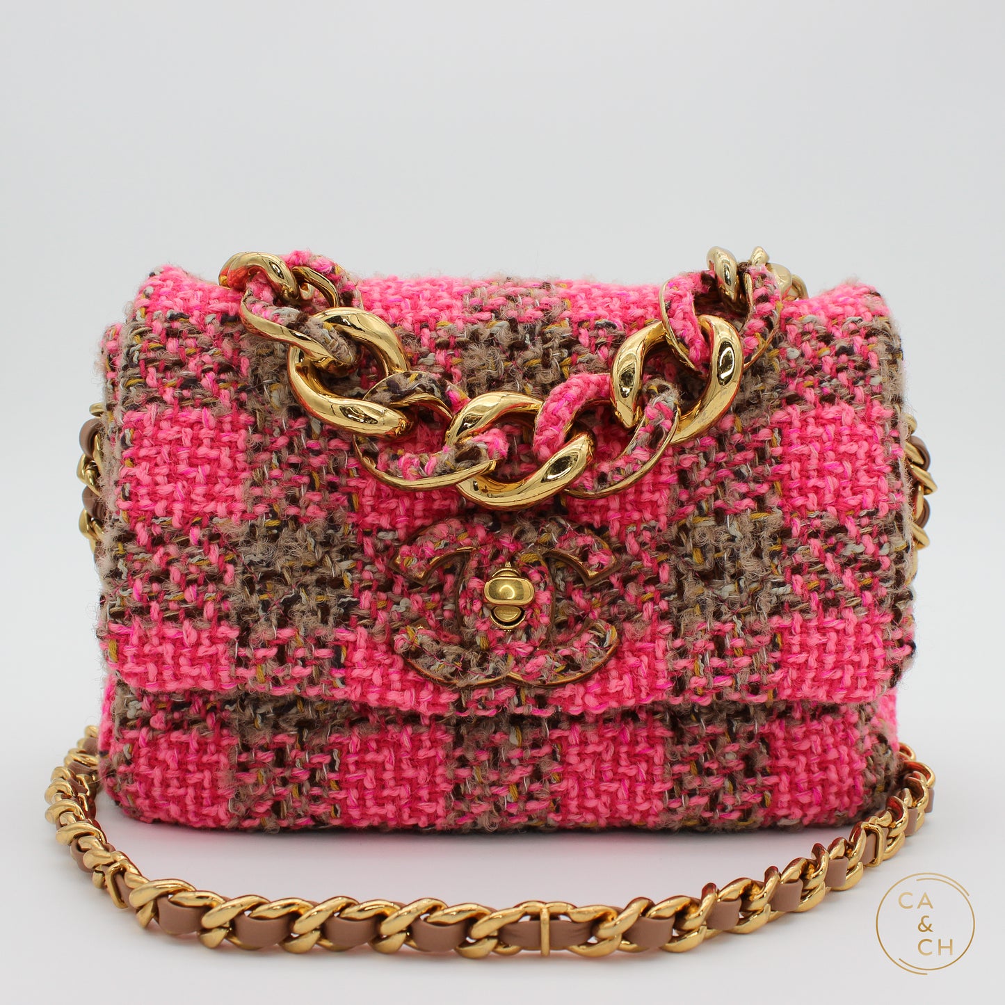 Chanel Flapbag 19 Tweed Small in Pink Brown