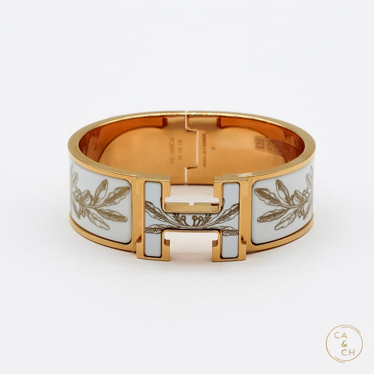 Hermès Clic Clac H All Over Bracelet in Poste et Cavalerie Enamel with Gold Plating, PM Jaune OR Blanc