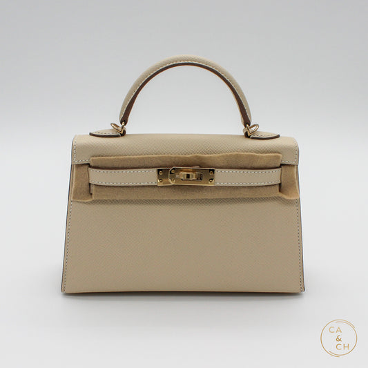 Hermès Mini Kelly in Craie with Gold Hardware 2024 W-stamp